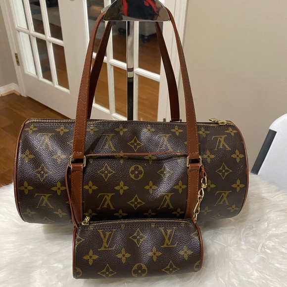 Authentic Louis Vuitton papillion 30 with mini - Picture 3 of 12